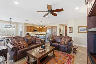 2371 E Skywalker Way, Green Valley, AZ 85614 - Photo 14