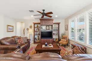 2371 E Skywalker Way, Green Valley, AZ 85614 - Photo 12