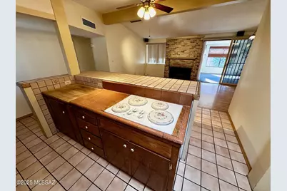 6960 E Oberlin Drive, Tucson, AZ 85710 - Photo 8