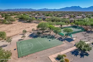 1007 E Mt Shibell Dr, Sahuarita, AZ 85629 - Photo 46