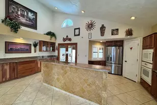 1200 W Desert Greens Way, Tucson, AZ 85737 - Photo 10