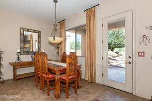 852 W Mountain Stone Dr, Green Valley, AZ 85614 - Photo 10