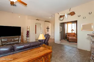 852 W Mountain Stone Dr, Green Valley, AZ 85614 - Photo 6