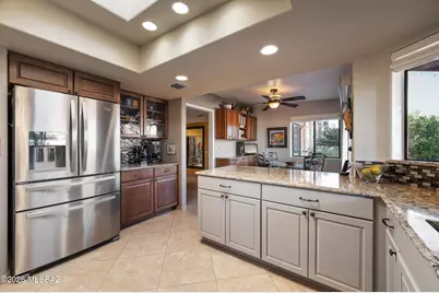 3831 S Via De La Urraca, Green Valley, AZ 85622 - Photo 12