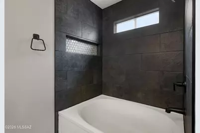 9017 E Desert Aire Street, Tucson, AZ 85730 - Photo 16