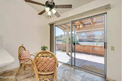 736 W Desert Hills Drive, Green Valley, AZ 85622 - Photo 20