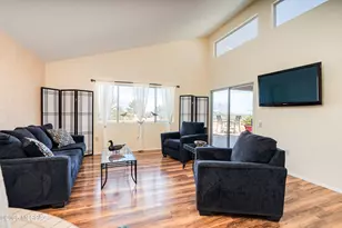 736 W Desert Hills Dr, Green Valley, AZ 85622 - Photo 18