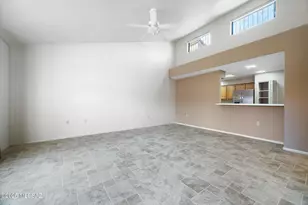 8631 N Little Oak Ln, Tucson, AZ 85704 - Photo 12