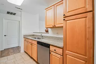 2550 E River Rd, Tucson, AZ 85718 - Photo 12