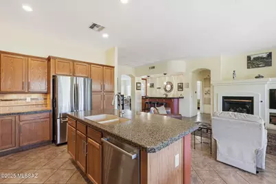 2506 E Bluejay Bluff Lane, Green Valley, AZ 85614 - Photo 20