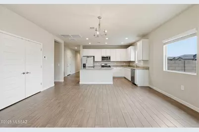 8862 W Baja Fairy Drive, Marana, AZ 85653 - Photo 10