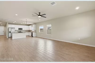 8862 W Baja Fairy Drive, Marana, AZ 85653 - Photo 4