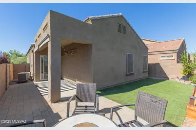 8754 N White Spruce Drive, Tucson, AZ 85743 - Photo 32