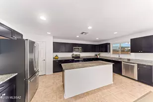 11600 W Granville Dr, Marana, AZ 85653 - Photo 10