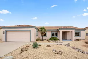 1739 W Circulo De La Pinata, Green Valley, AZ 85622 - Photo 2