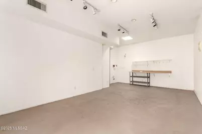 915 N Tucson Boulevard, Tucson, AZ 85716 - Photo 28