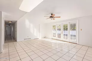 5736 N Bonita Dr, Tucson, AZ 85704 - Photo 14