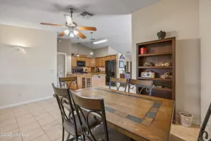 1709 W Applecreek Pl, Tucson, AZ 85746 - Photo 8