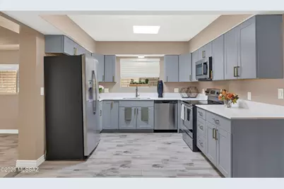 2572 W Calle Genova, Tucson, AZ 85745 - Photo 6