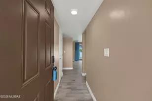 2572 W Calle Genova, Tucson, AZ 85745 - Photo 4