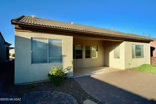 2075 W Demetrie Canyon Dr, Green Valley, AZ 85622 - Photo 12