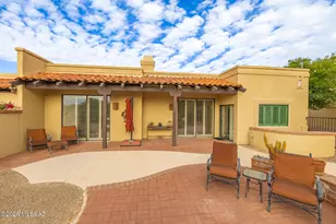 1204 E Camino Diestro, Tucson, AZ 85704 - Photo 8