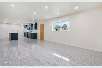918 N Columbus Boulevard, Tucson, AZ 85711 - Photo 10