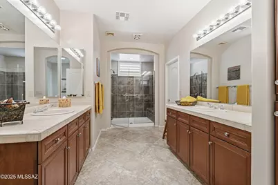 1748 N Oak Hill Lane, Green Valley, AZ 85614 - Photo 16
