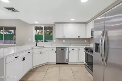 7381 E Damasco Place, Tucson, AZ 85750 - Photo 4