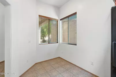 5541 N Silver Stream Way, Tucson, AZ 85704 - Photo 12