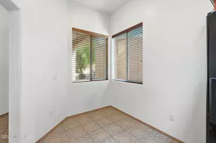 5541 N Silver Stream Way, Tucson, AZ 85704 - Photo 12