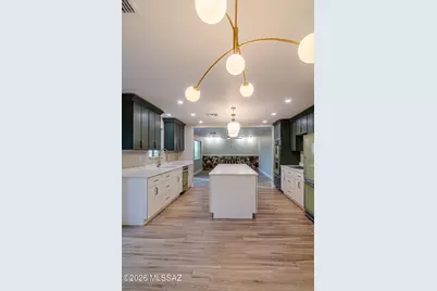 815 E Via Lucitas, Tucson, AZ 85718 - Photo 12