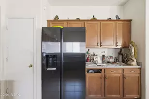 1998 W Bellagio Dr, Tucson, AZ 85746 - Photo 8