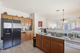 1998 W Bellagio Dr, Tucson, AZ 85746 - Photo 4