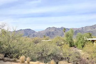 8243 E Rawhide Trl, Tucson, AZ 85750 - Photo 26