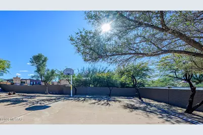 1812 S Carthage Place, Tucson, AZ 85748 - Photo 4