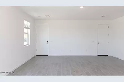2751 S Oakenshield Way, Tucson, AZ 85730 - Photo 8