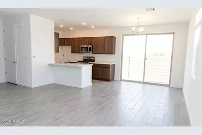 2751 S Oakenshield Way, Tucson, AZ 85730 - Photo 2