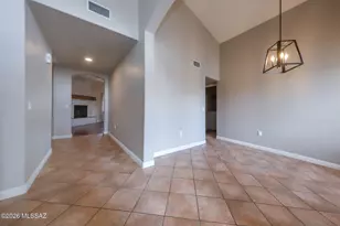 152 N Fenceline Dr, Tucson, AZ 85748 - Photo 4