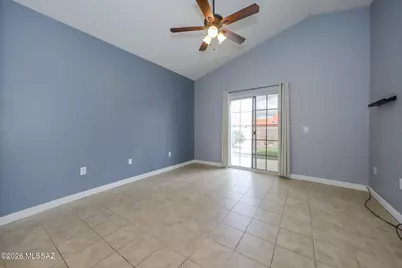 152 N Fenceline Drive, Tucson, AZ 85748 - Photo 18