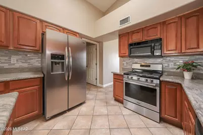 152 N Fenceline Drive, Tucson, AZ 85748 - Photo 16