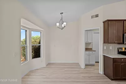 1993 E Desert Lark Pass, Green Valley, AZ 85614 - Photo 18