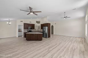 1993 E Desert Lark Pass, Green Valley, AZ 85614 - Photo 10