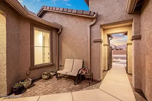 8156 S Expedition Dr, Tucson, AZ 85747 - Photo 6