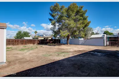 523 E Joan Street, Tucson, AZ 85705 - Photo 2