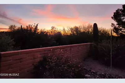 2009 W Misty Hollow Lane, Tucson, AZ 85704 - Photo 4
