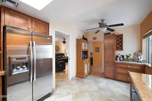 921 N Camino De Luz, Green Valley, AZ 85614 - Photo 12