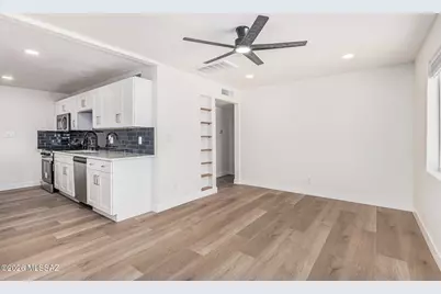 2738 N La Verne Avenue, Tucson, AZ 85712 - Photo 6