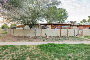 3936 N Pomona Rd, Tucson, AZ 85705 - Photo 20
