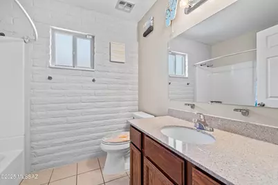 8537 E Pine Valley Drive, Tucson, AZ 85710 - Photo 18